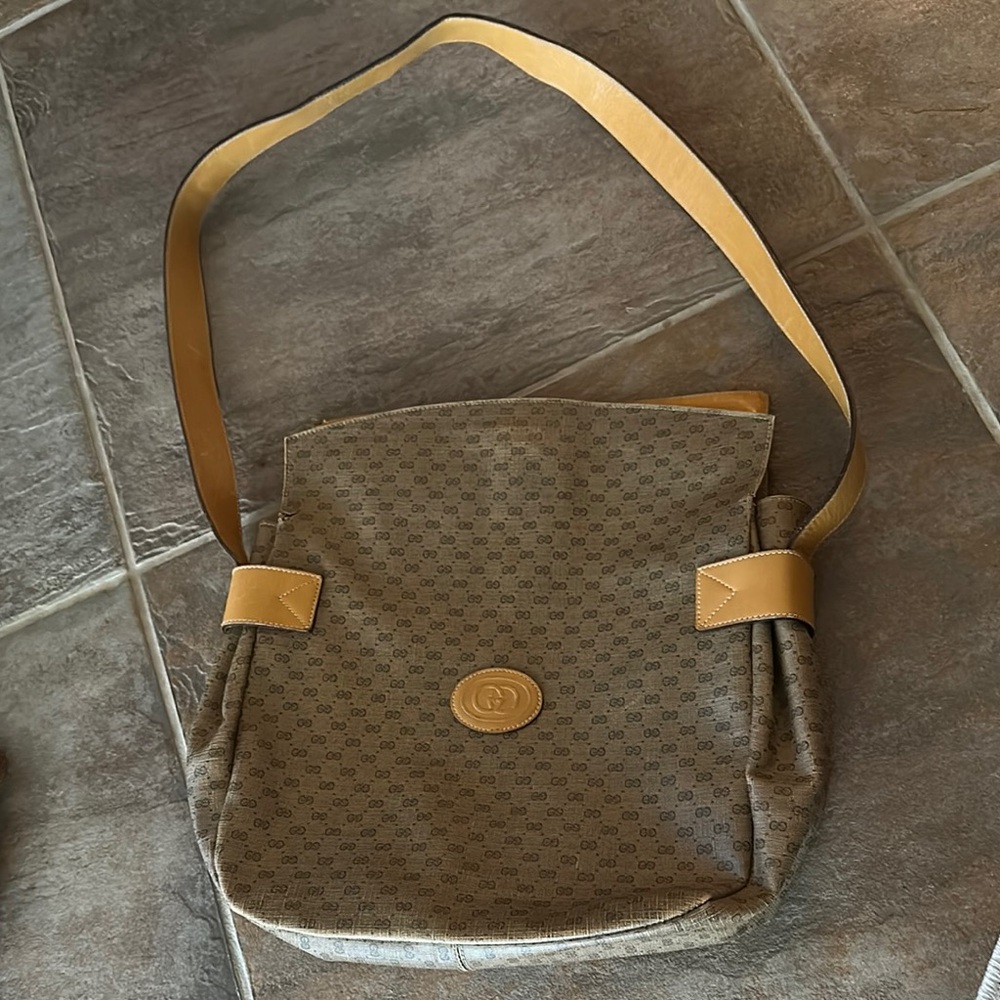 Gucci Brown Monogram Canvas Shoulder Bag with Tan Leather Trim